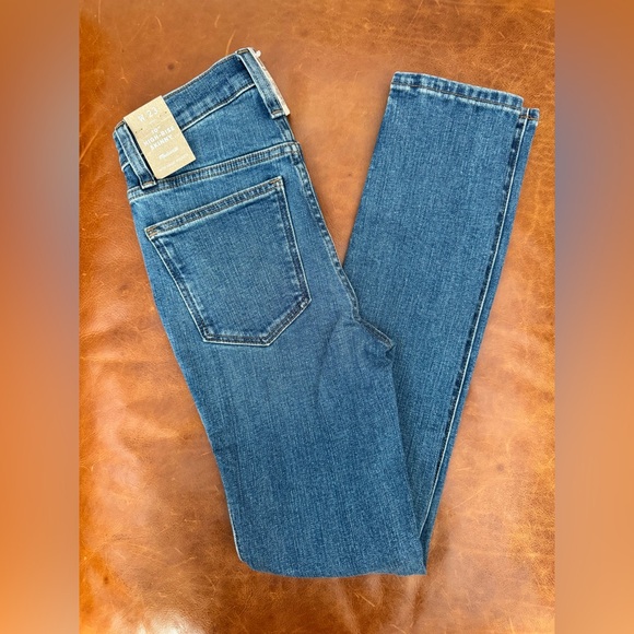 Madewell Denim - MADEWELL | 10" High-Rise Skinny Jeans in Foregate Wash, Knee-Rip Edition